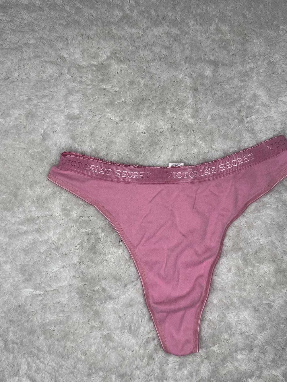 Victoria’s Secret Vintage Pink Cotton Signature Logo Thong Size M